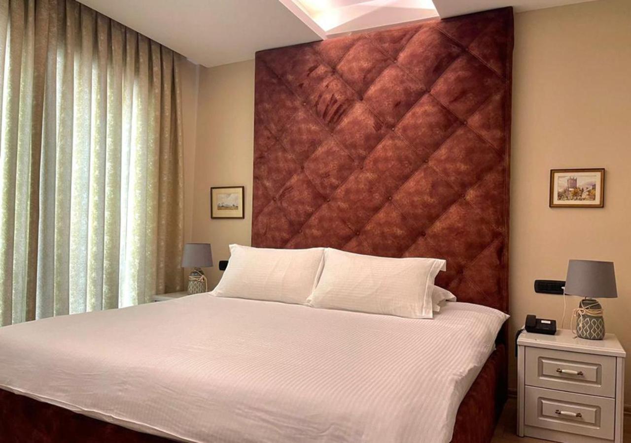 Vila Shard Boutique Hotel 티라나 외부 사진
