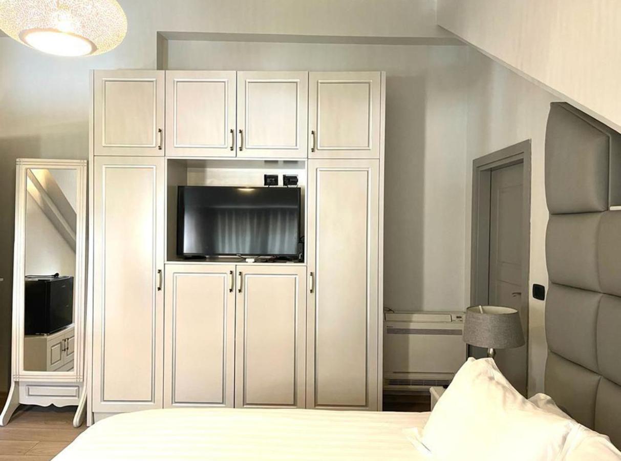 Vila Shard Boutique Hotel 티라나 외부 사진