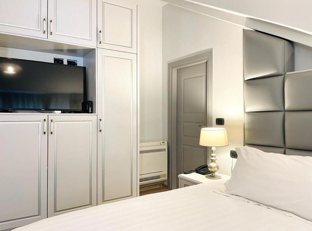 Vila Shard Boutique Hotel 티라나 외부 사진