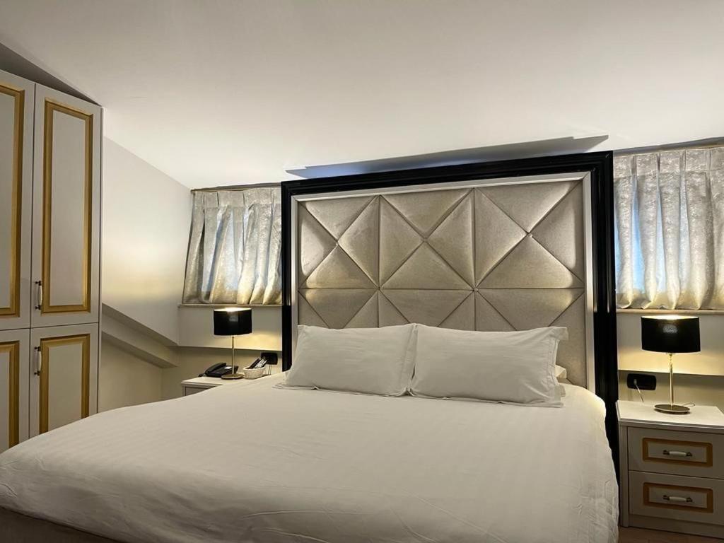Vila Shard Boutique Hotel 티라나 외부 사진
